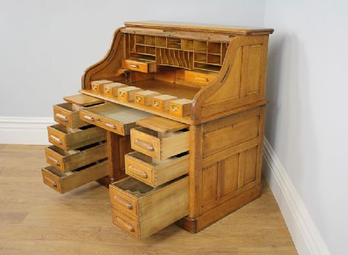 fig 8. 4ft 2” Victorian Oak Roll Top Pedestal Desk (Circa 1880)