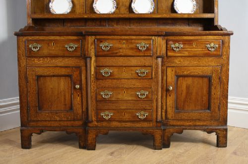 fig 3. Anglesey Breakfront George III Oak Dresser Base & Rack (Circa 1790 - 1820)