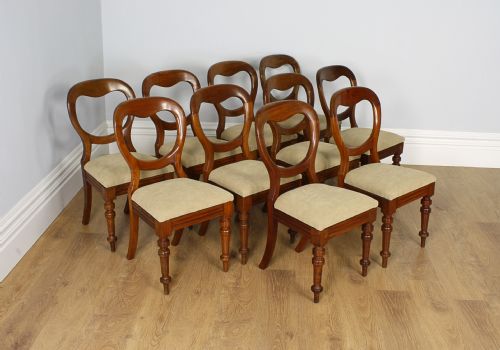 10 Victorian Mahogany Balloon Back Dining Chairs (Circa 1860 - 1880)