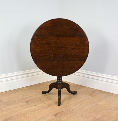 George II Oak English Oak Tilt Top Bird Cage Tripod Table (Circa 1740)