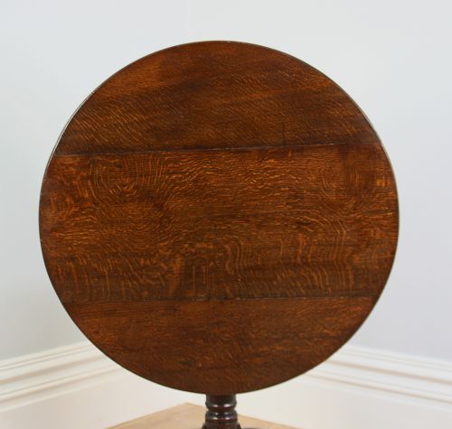 fig 2. George II Oak English Oak Tilt Top Bird Cage Tripod Table (Circa 1740)