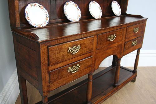 fig 7. Welsh George III Oak Pot Board Dresser Base & Rack (Circa 1780)