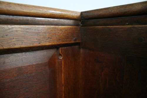 fig 6. Victorian Gothic Carved Oak Pew (Circa 1860 - 1880)