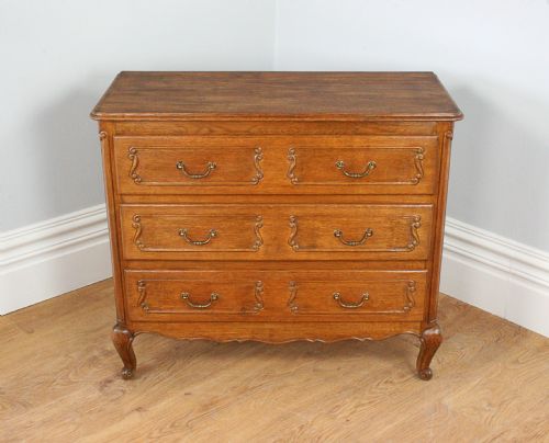 fig 1. French Golden Oak Chest of Drawers (Circa 1920)
