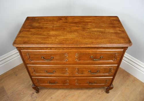 fig 2. French Golden Oak Chest of Drawers (Circa 1920)