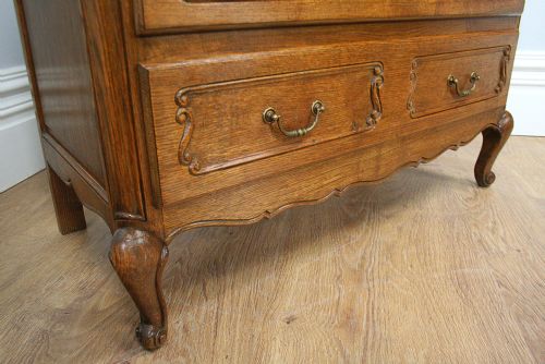 fig 5. French Golden Oak Chest of Drawers (Circa 1920)