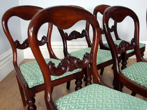 fig 1. Victorian Set of 6 Mahogany Balloon Back Dining Chairs (Circa 1860 - 1880)