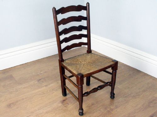 fig 4. Set of 6 Oak Ladder Back Country Farmhouse Dining Chairs (Circa 1920)