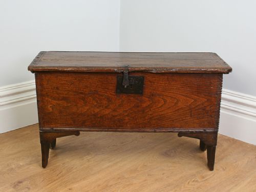 fig 1. Small Oak Six Plank Charles I Coffer (Circa 1650)