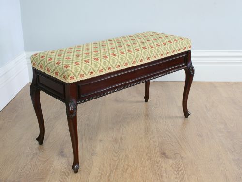 Victorian Mahogany Piano Duet Box Stool (Circa 1880)