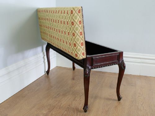 fig 4. Victorian Mahogany Piano Duet Box Stool (Circa 1880)