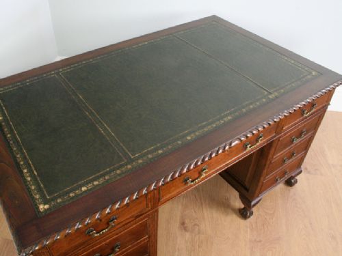 fig 2. Edwardian 5ft Oak Leather Pedestal Desk (Circa 1920)