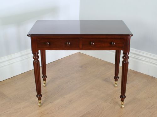 fig 1. William IV 3ft Mahogany Side Table (Circa 1840)