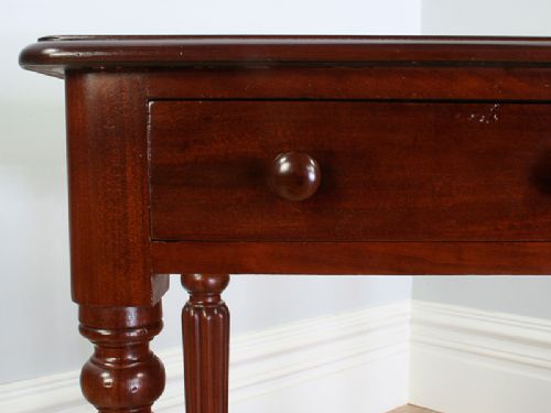fig 3. William IV 3ft Mahogany Side Table (Circa 1840)