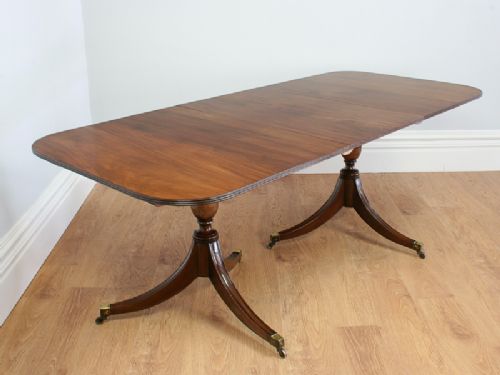 fig 1. Regency Style 7ft Extending Mahogany Dining Table (Circa 1890)