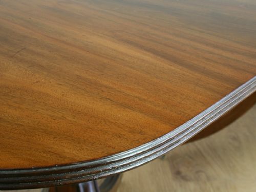 fig 4. Regency Style 7ft Extending Mahogany Dining Table (Circa 1890)
