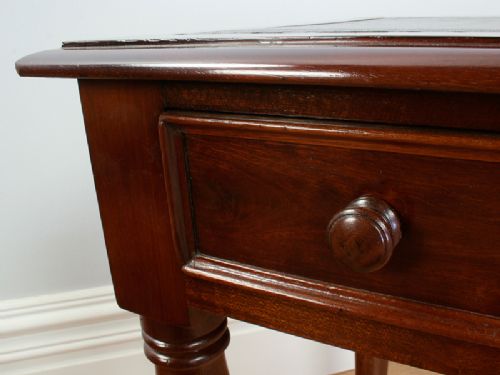 fig 5. Victorian Mahogany 3½ft Leather Writing Table (Circa 1850)