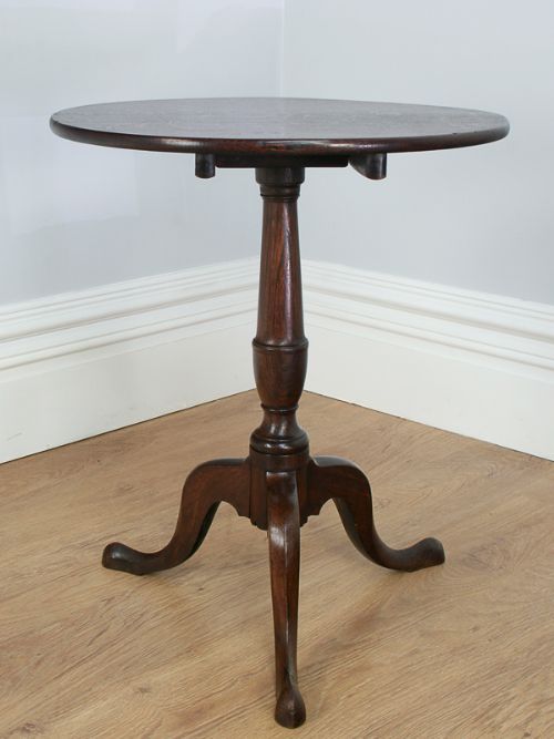 fig 4. George III Oak English Oak Tilt Top Tripod Table (Circa 1780)