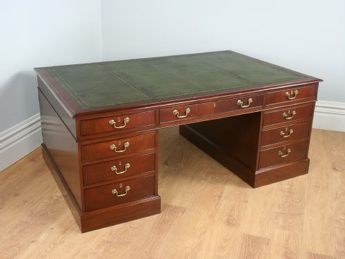 Large Victorian 6ft X 4ft Mahogany Leather Partners Pedestal Desk