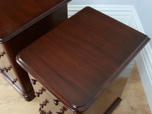 fig 5. Pair of Antique Victorian Flame Mahogany Bedside Chests (Circa 1860)