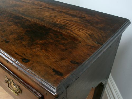 fig 3. George II Oak 6ft Home Counties Dresser Base (c. 1740)