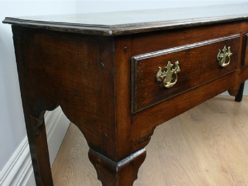 fig 7. George II Oak 6ft Home Counties Dresser Base (c. 1740)