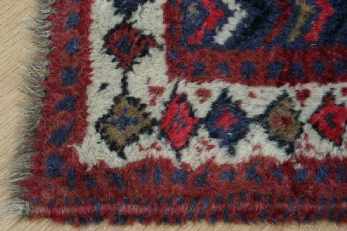 fig 7. 8ft x 5ft Victorian Turkish Wool Rug (Circa 1900)