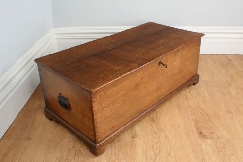 George III English Oak Blanket Box Chest (Circa 1800)