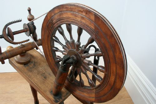 fig 4. Victorian Scottish Crofters Beech & Ash Spinning Wheel (Circa 1850)