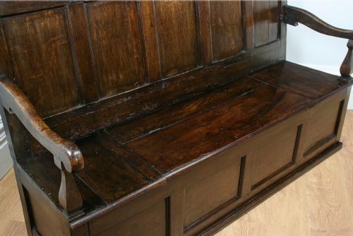 fig 4. 6ft English Charles II Oak High-Back Box Settle (Circa 1680)