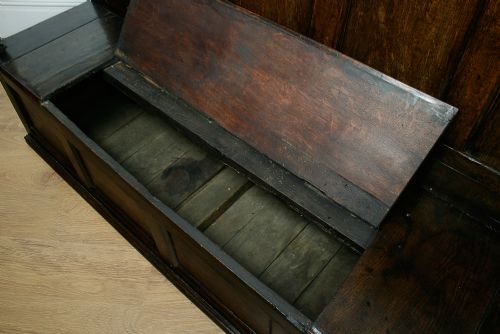 fig 5. 6ft English Charles II Oak High-Back Box Settle (Circa 1680)