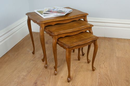 Set of 3 Oak Nests of Tables (Circa 1920)