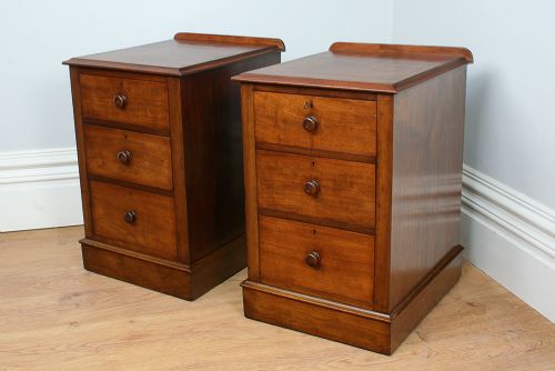 fig 2. Pair of Antique Victorian Mahogany Bedside Chests (Circa 1860)