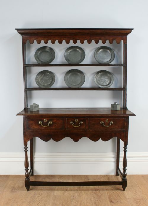 English George III Oak Dresser Base & Rack (Circa 1820)