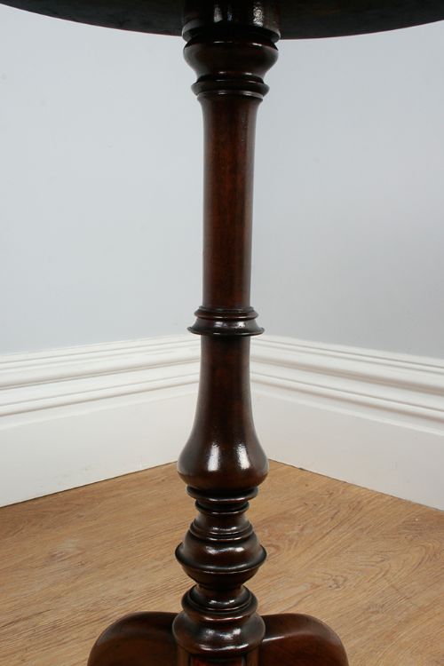 fig 5. Victorian Mahogany Wine Table (Circa 1860)