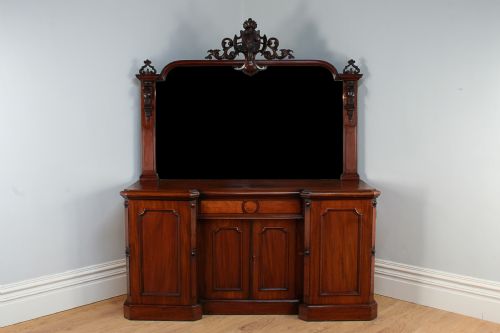 Victorian Mahogany Mirrored Four Door Breakfront Chiffonier (C.1850)