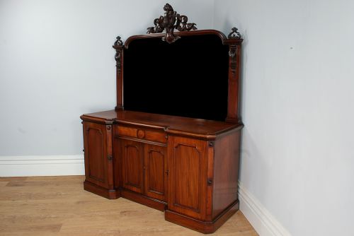 fig 1. Victorian Mahogany Mirrored Four Door Breakfront Chiffonier (c.1850)