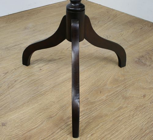 fig 6. Antique George III Mahogany Wine Tripod Table (Circa 1800)