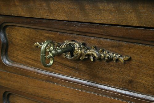 fig 8. Antique Louis XV Revival French Walnut & Leather Centre Desk (Circa 1850)