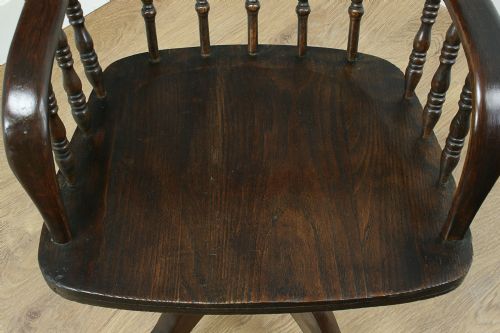 fig 3. American Ash & Elm Revolving Sheriff’s Office Armchair (Circa 1890)
