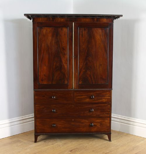 Flame Mahogany William IV Linen Press Hanging Cupboard (Circa 1835)