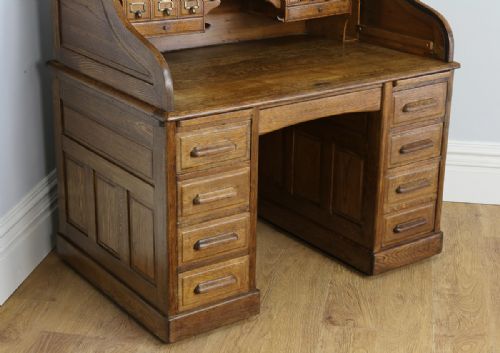 fig 7. 4ft 2” Victorian Oak Roll Top Pedestal Desk (Circa 1880)