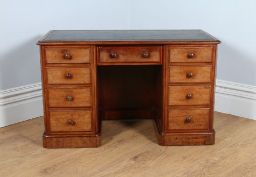 fig 2. Victorian 4ft Mahogany Desk by James Lamb of Manchester (Circa 1860)