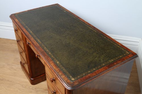 fig 3. Victorian 4ft Mahogany Desk by James Lamb of Manchester (Circa 1860)