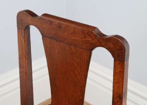 fig 2. George II English Oak Country Hall Chair (Circa 1750)