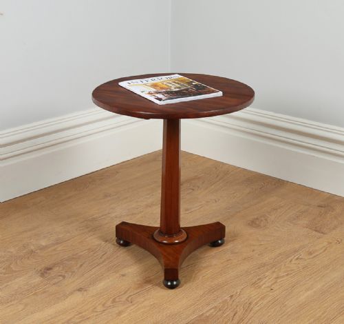 fig 1. William IV Mahogany Occasional Round Table (Circa 1830)