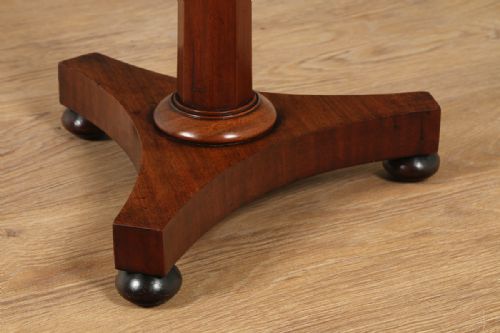 fig 8. William IV Mahogany Occasional Round Table (Circa 1830)