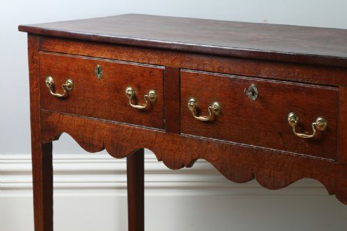 fig 5. George III Oak Border Counties Dresser Base (Circa 1790)