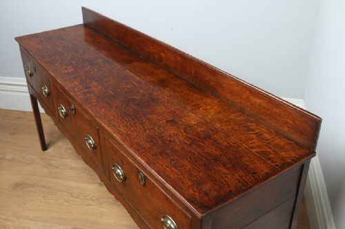 fig 5. George III Shropshire Oak Dresser Base (Circa 1800)