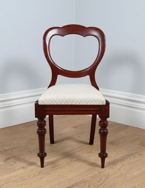 fig 4. Set of 4 Mahogany Crown-Back Dining Chairs (Circa 1870)